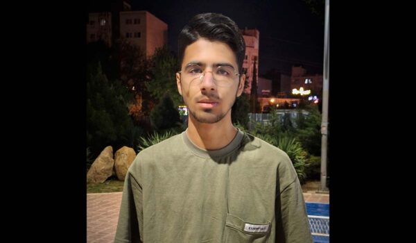 آریا بهزادی