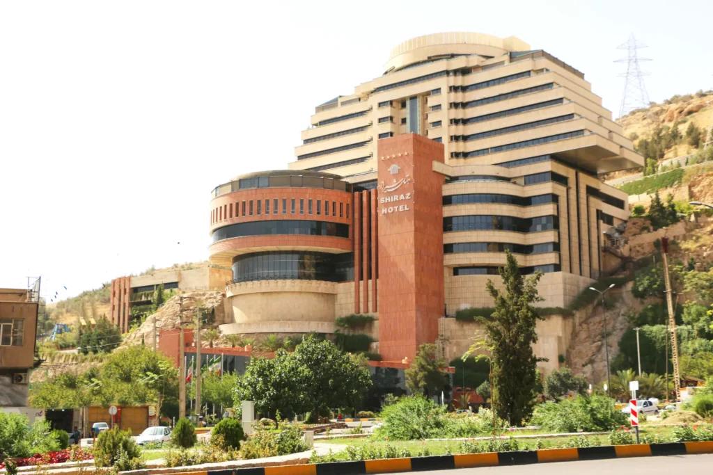 هتل بزرگ شیراز