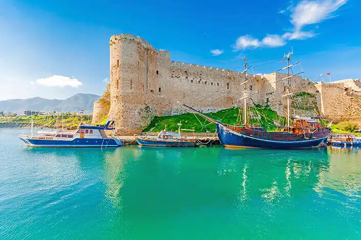 قلعه تاریخی گیرنه